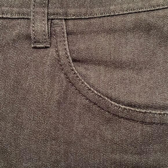 H & M straight leg light black dark grey gray denim jeans 12 EUC - Picture 13 of 13